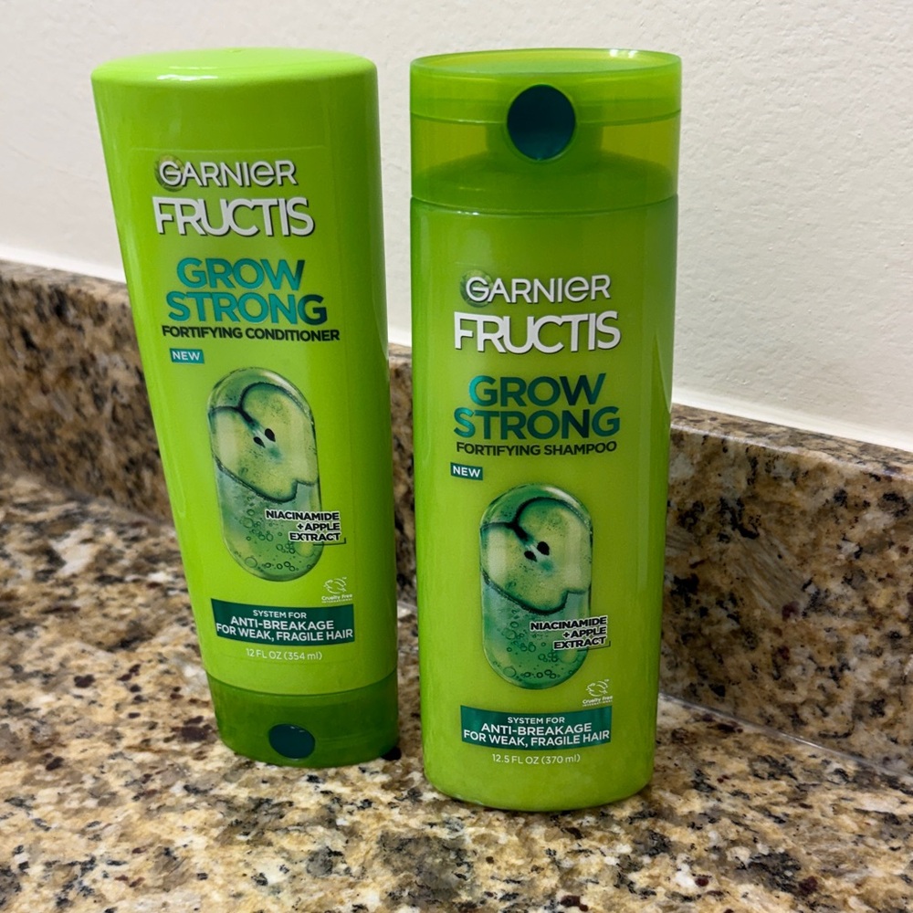 NWT Garnier Fructis Grow Strong Shampoo & Conditioner Duo